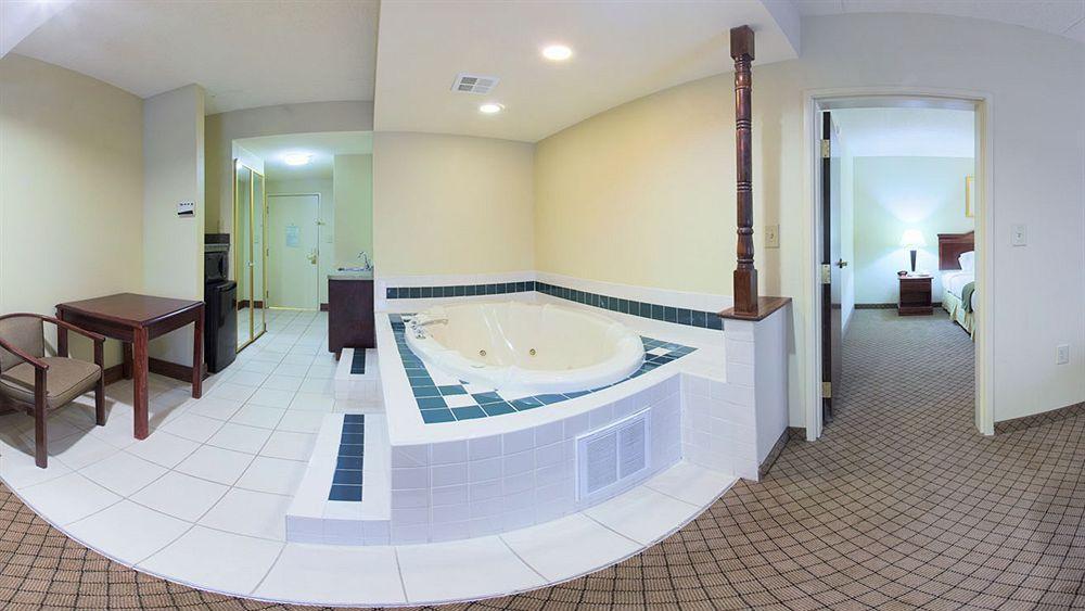 Country Inn & Suites By Radisson, Griffin, Ga Εξωτερικό φωτογραφία